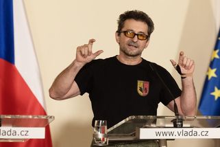 Blokace čtvrt miliardy. Vetchého spolek se brání proti obstavení peněz - Seznam Zprávy